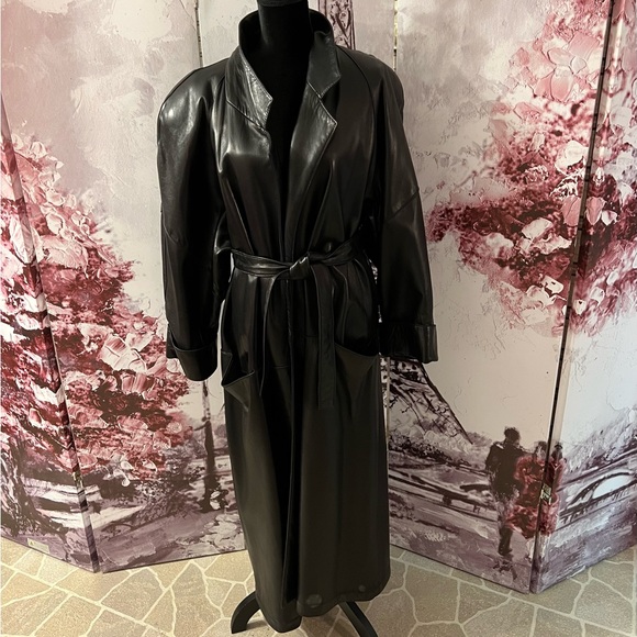 VINTAGE/CLASSIC  ANN TAYLOR GENUINE LEATHER FULL LENGTH COAT - Picture 16 of 16